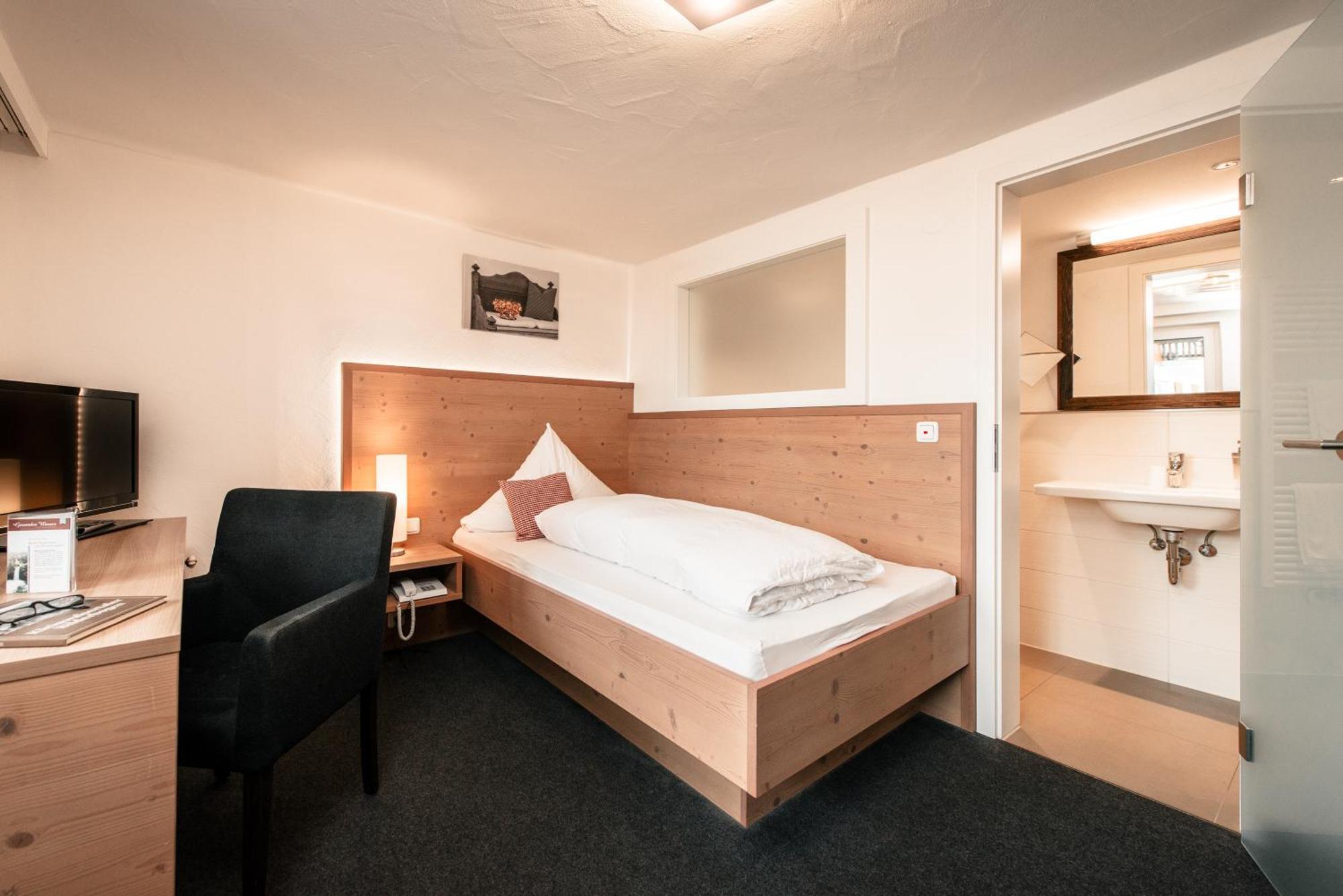 מיטלברג Hotel Tradizio מראה חיצוני תמונה